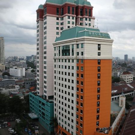 Horison Arcadia Mangga Dua Jacarta Exterior foto