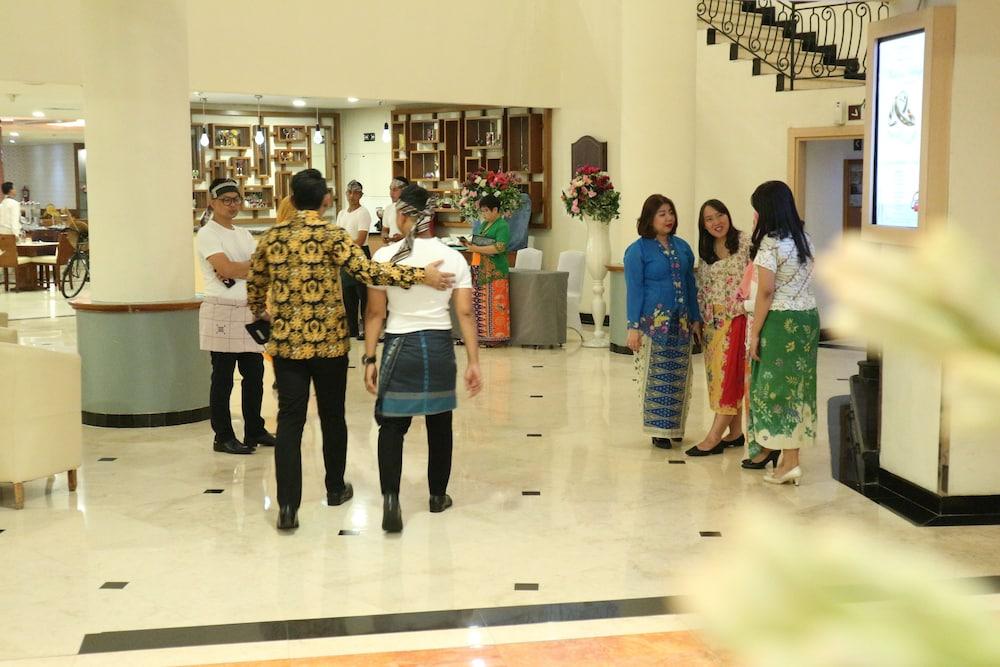 Horison Arcadia Mangga Dua Jacarta Exterior foto