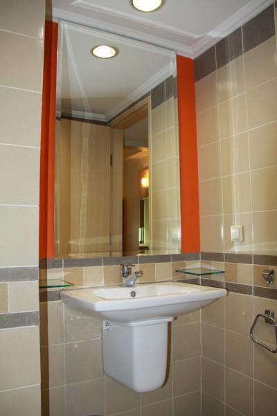 Horison Arcadia Mangga Dua Jacarta Exterior foto
