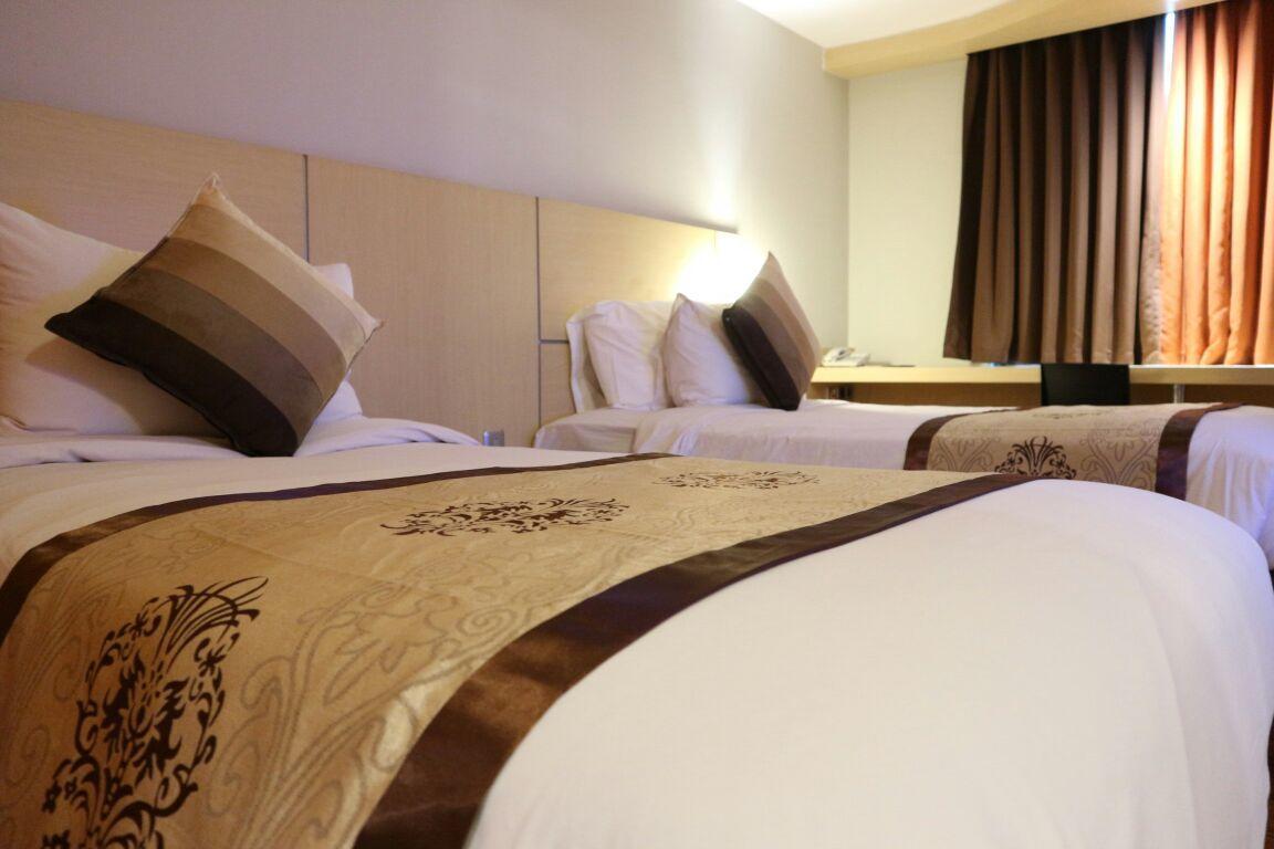 Horison Arcadia Mangga Dua Jacarta Exterior foto
