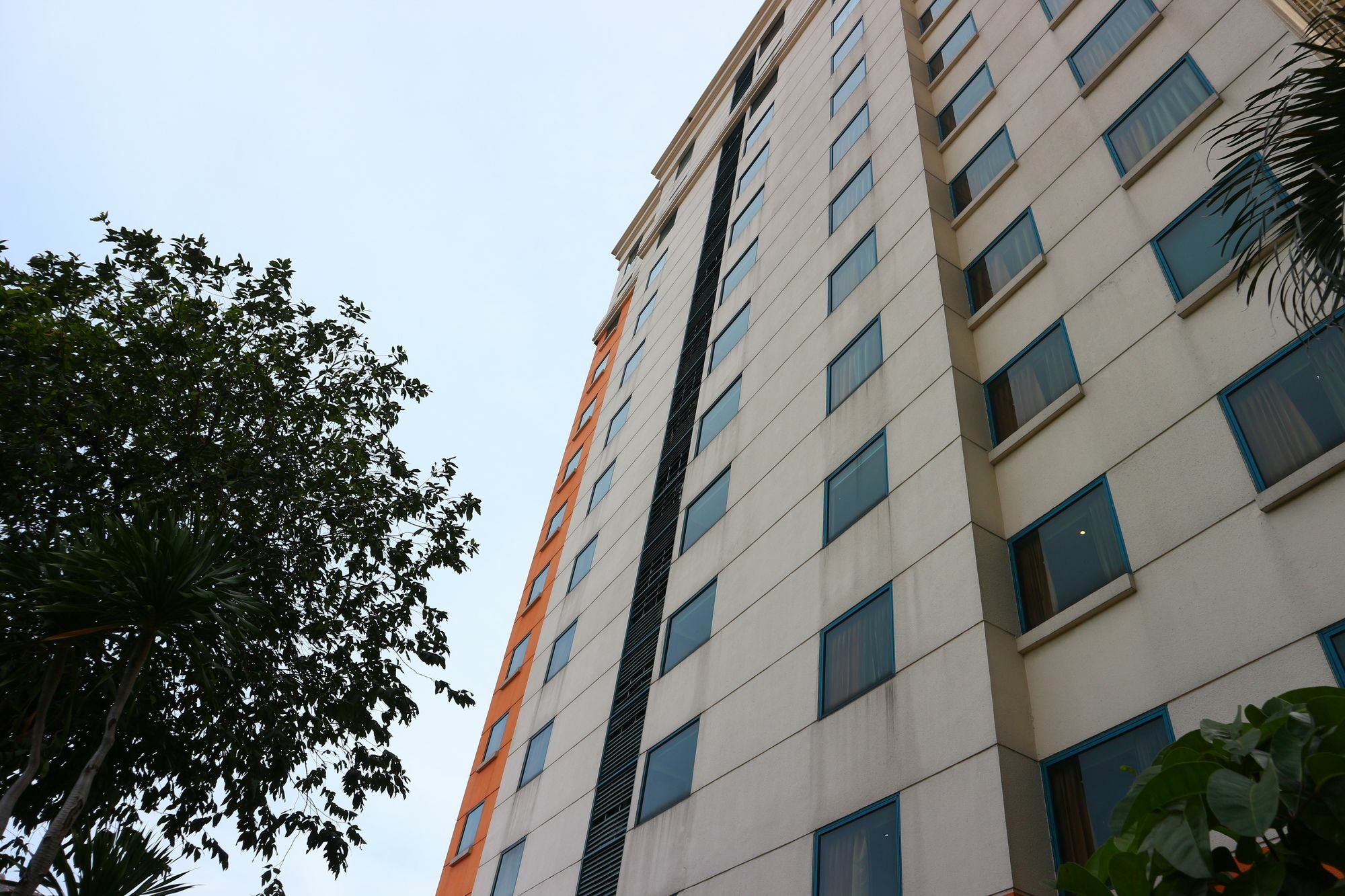 Horison Arcadia Mangga Dua Jacarta Exterior foto